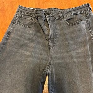 American Eagle mom jeans